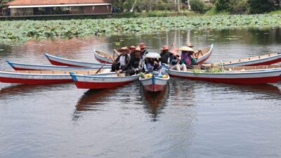 Pasar Terapung TMII Diserbu Pelajar, Jadi Media Belajar Budaya yang Interaktif