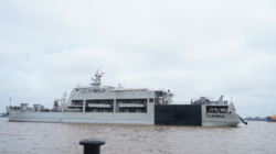 KRI Teluk Kupang-519 Buka Akses Kunjungan untuk Masyarakat Banjarmasin